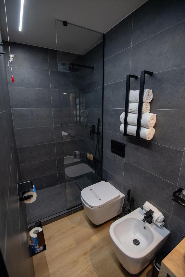 Contemporaneamente 147 - Modern & Comfort Rooms Bari Kültér fotó