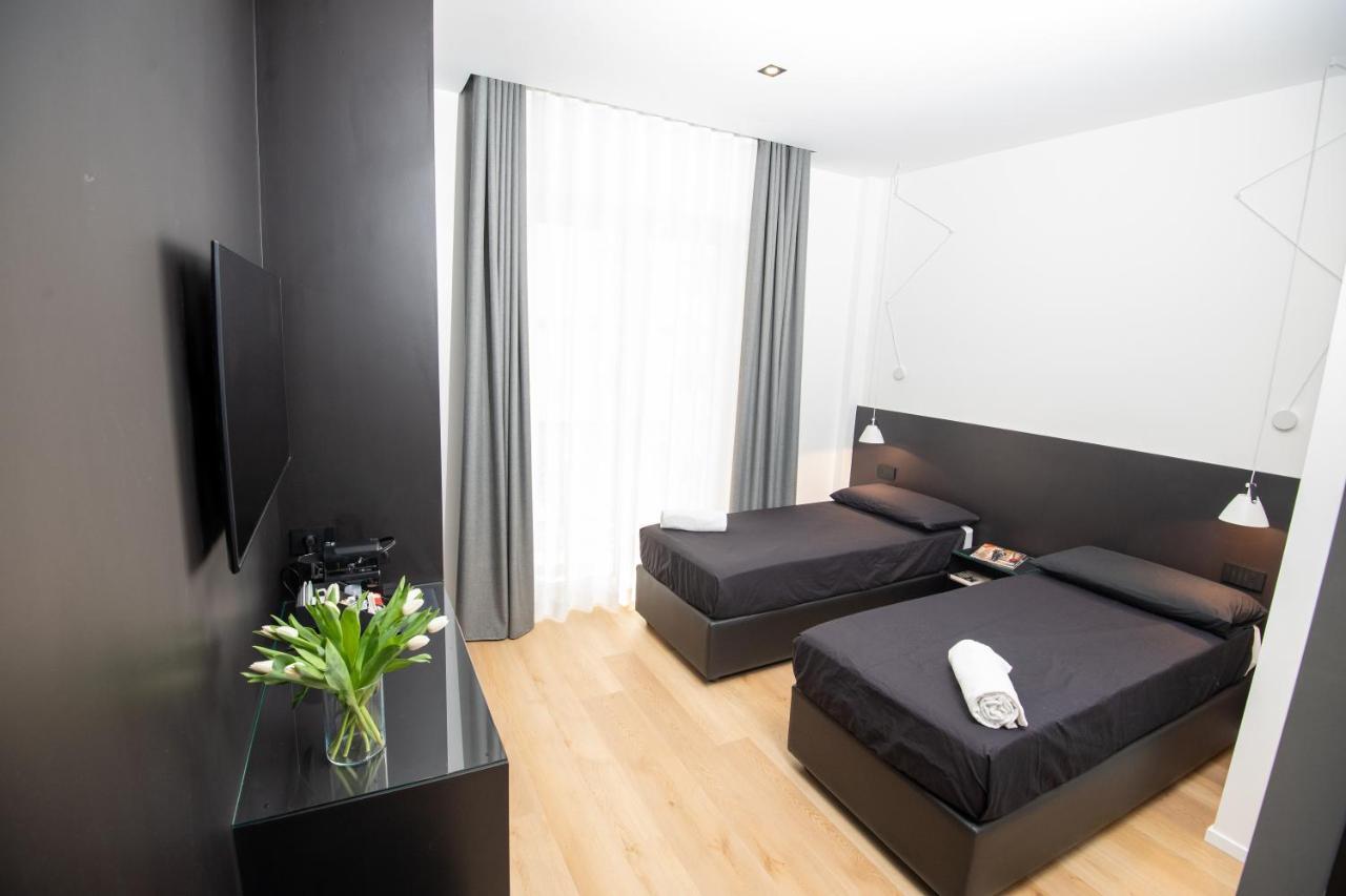 Contemporaneamente 147 - Modern & Comfort Rooms Bari Kültér fotó