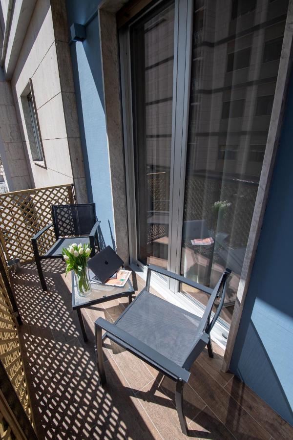 Contemporaneamente 147 - Modern & Comfort Rooms Bari Kültér fotó