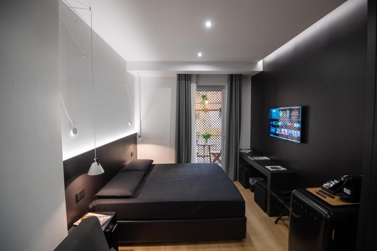 Contemporaneamente 147 - Modern & Comfort Rooms Bari Kültér fotó