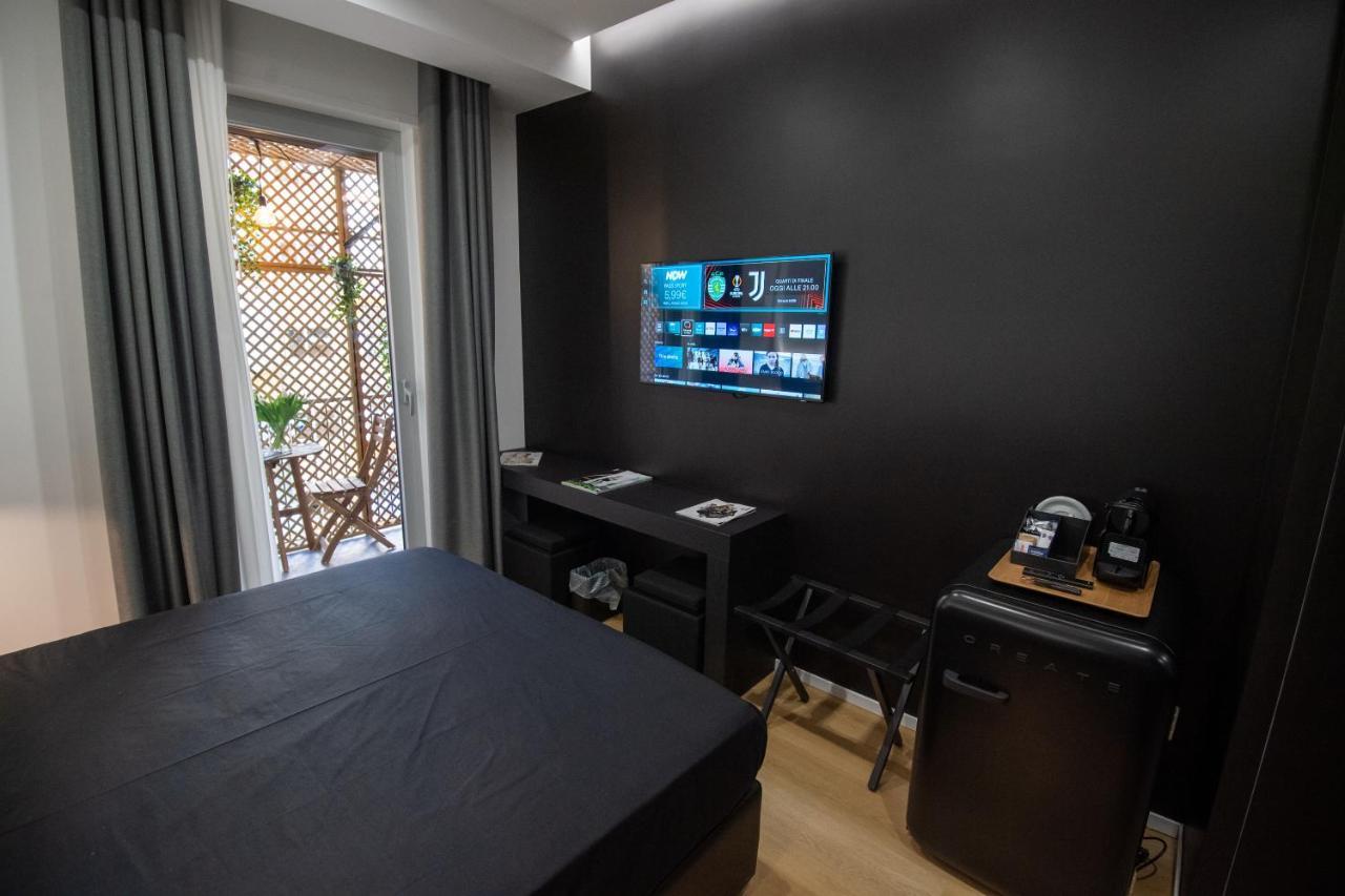 Contemporaneamente 147 - Modern & Comfort Rooms Bari Kültér fotó