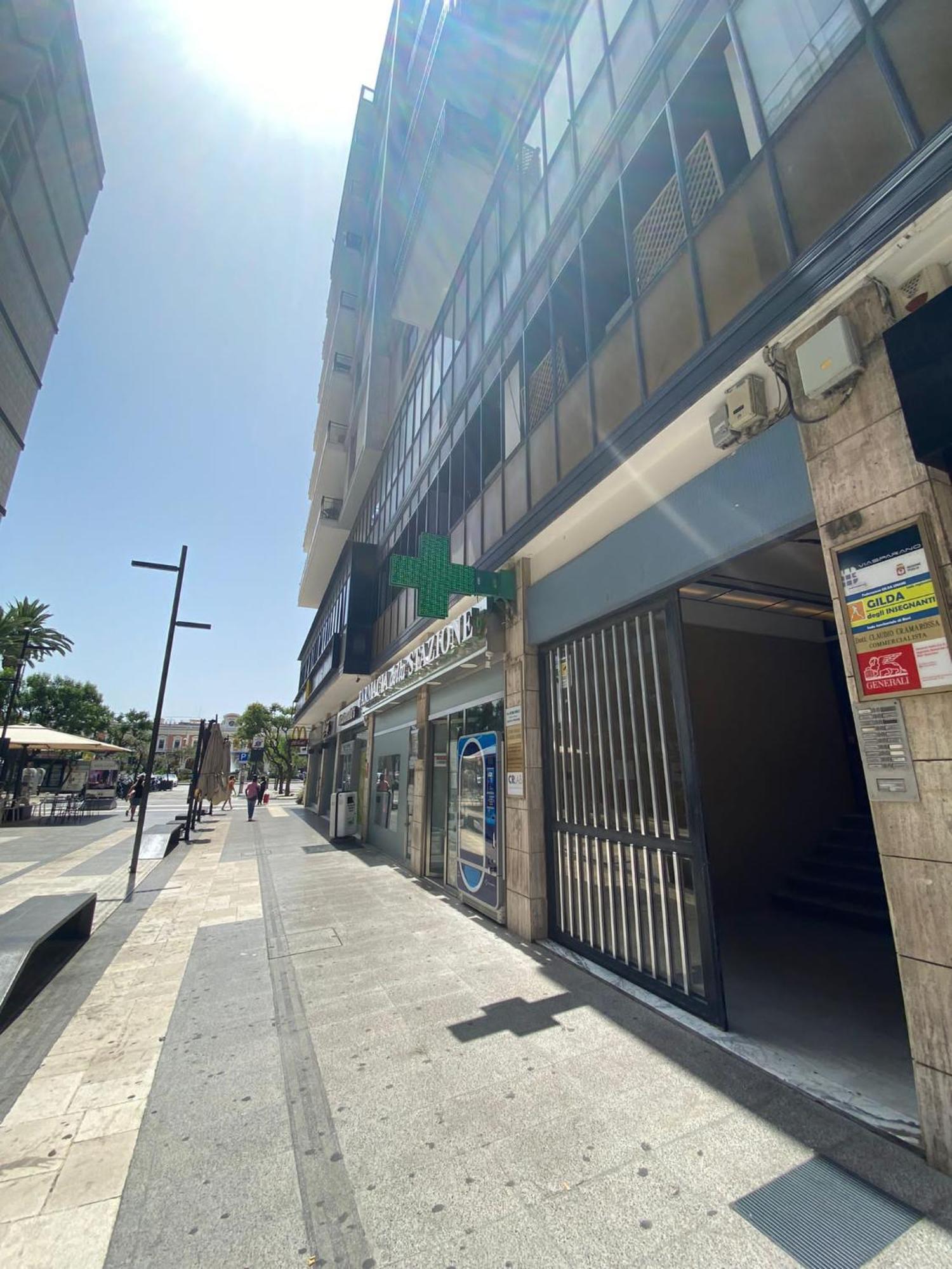 Contemporaneamente 147 - Modern & Comfort Rooms Bari Kültér fotó